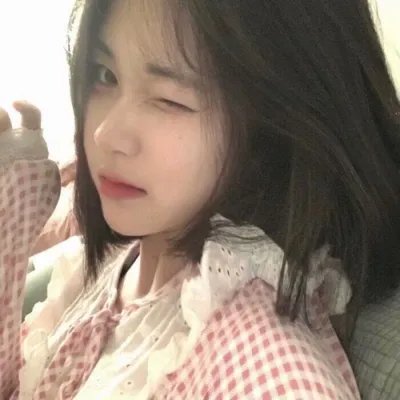 隔窗恋爱:咫尺相望
